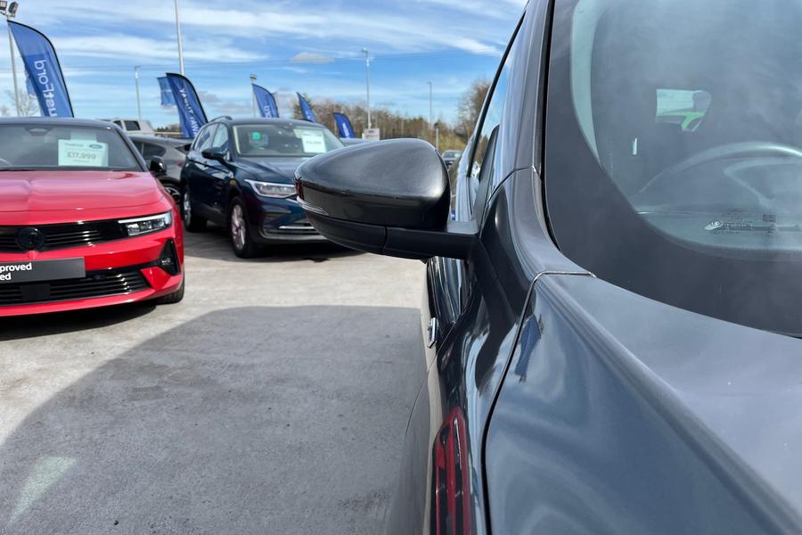 Ford KUGA Photo autoimg-7814f66fa7484b95f4646d8b182870b2c8bda8b6.jpg