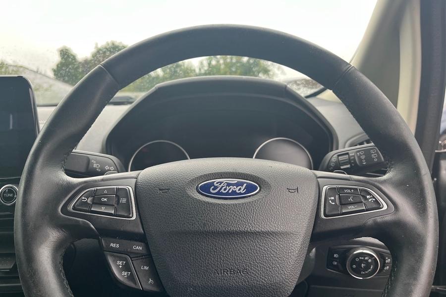 Ford ECOSPORT Photo autoimg-7817993e4da5ecac2fba7f788f7041bb6fd765f2.jpg