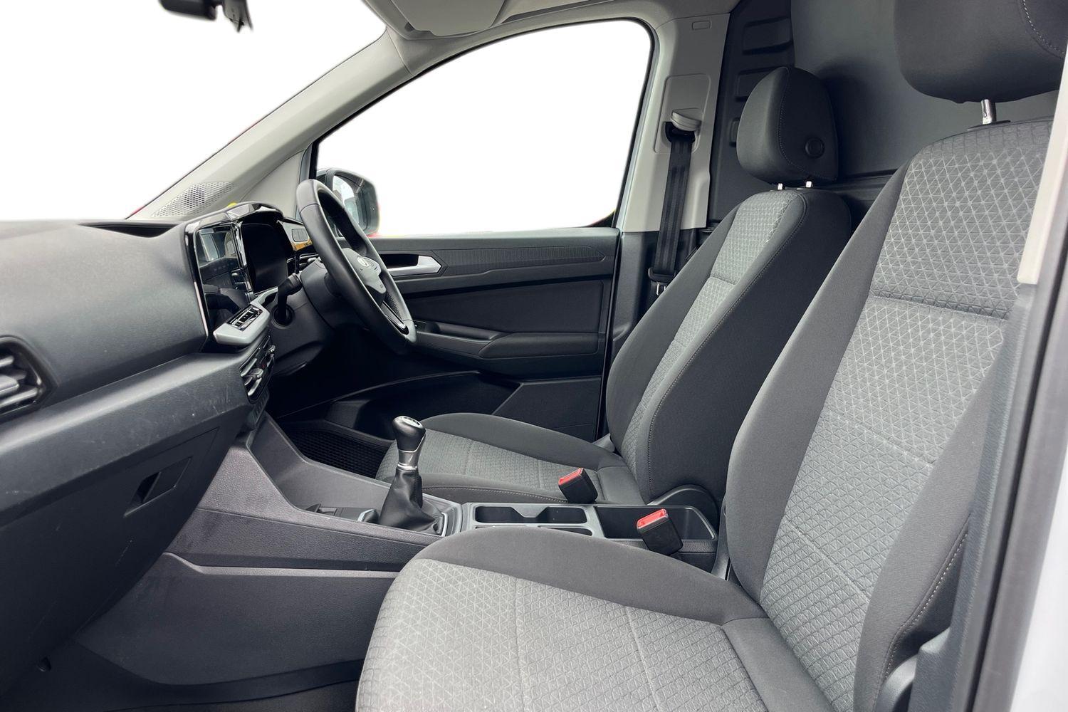 Ford TRANSIT CONNECT Photo 9