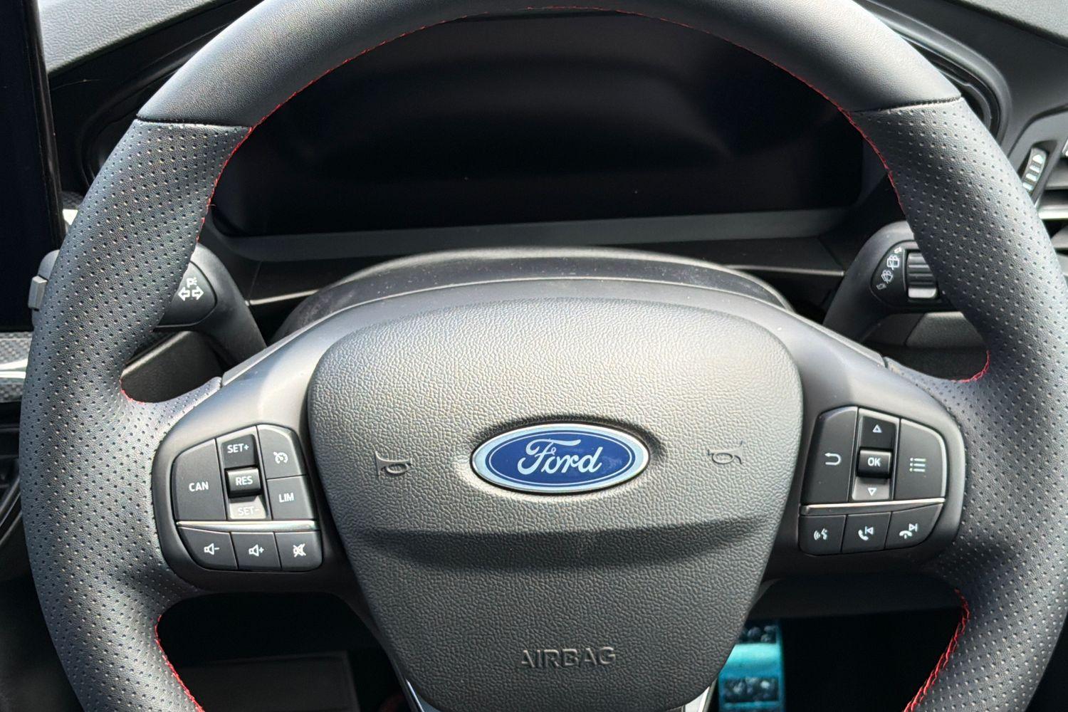 Ford FOCUS Photo 11