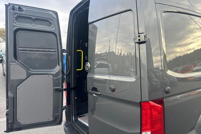VOLKSWAGEN Crafter Photo 28