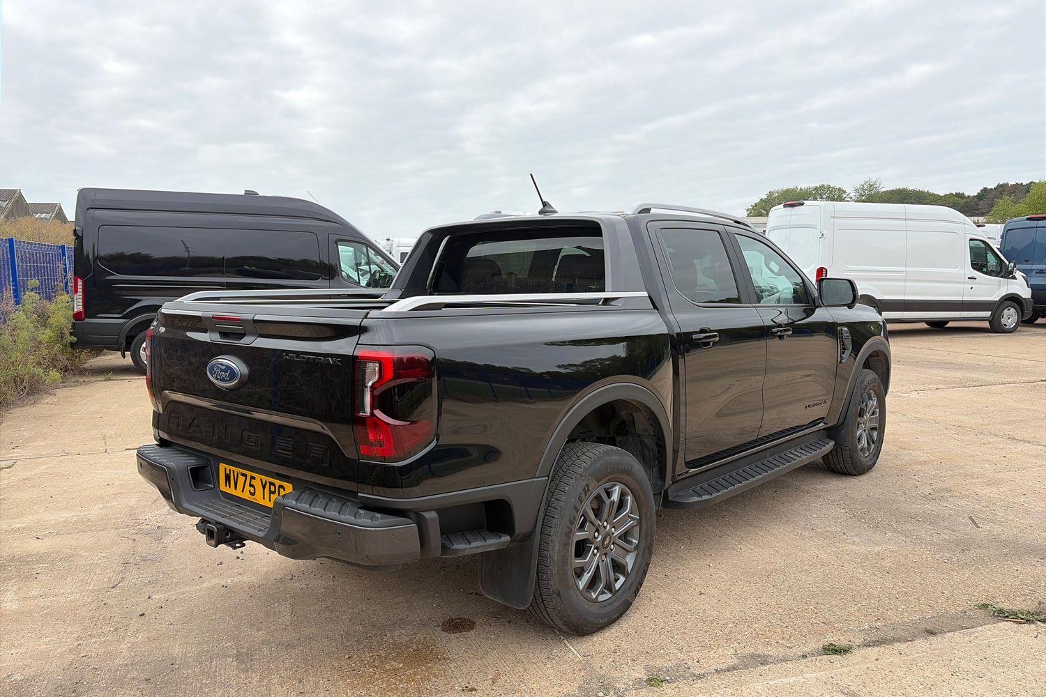 Ford RANGER Photo 22