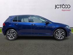 VOLKSWAGEN Golf Photo 4