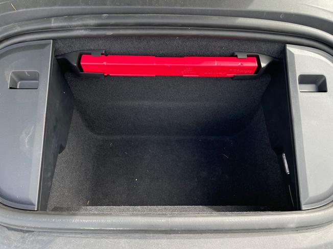 Porsche Taycan Photo 28