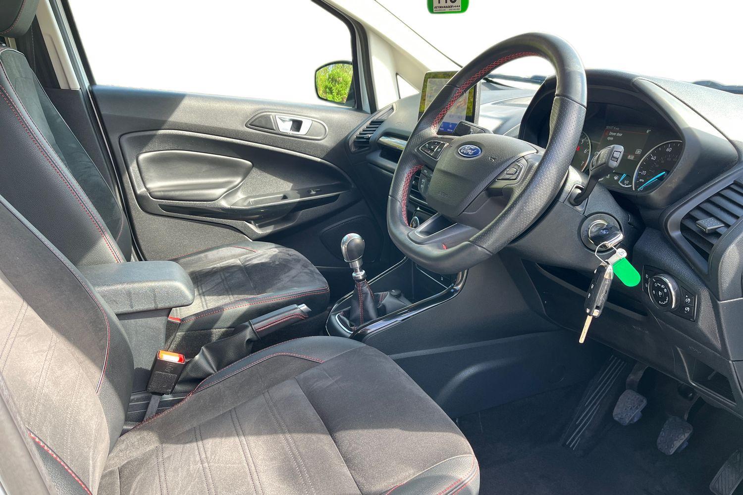 Ford ECOSPORT Photo 8