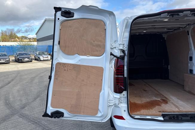 VOLKSWAGEN Transporter Photo 38