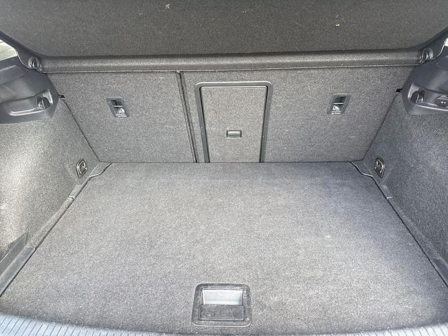 VOLKSWAGEN Golf Photo 12