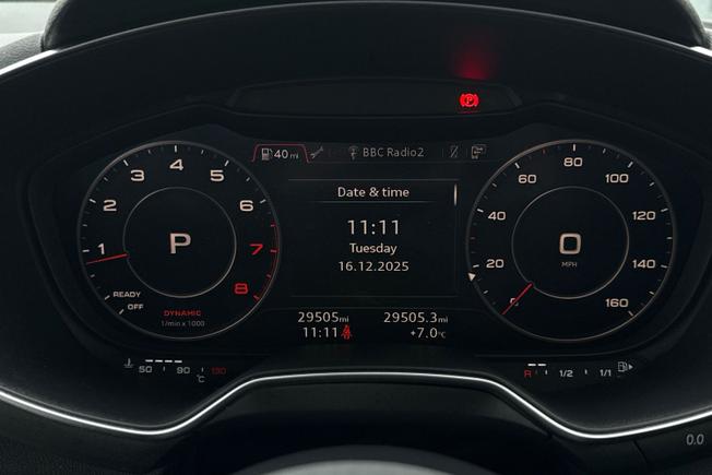 AUDI TT Photo 15