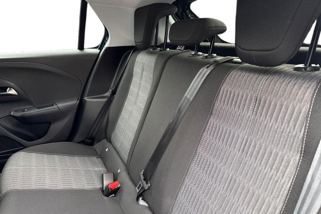 VAUXHALL Corsa Photo 9