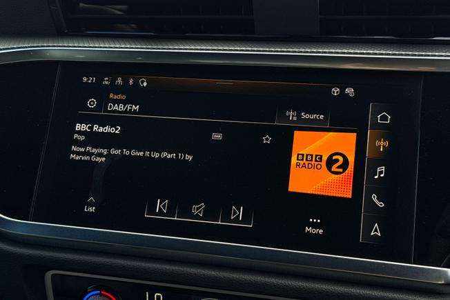 Audi Q3 Photo 13