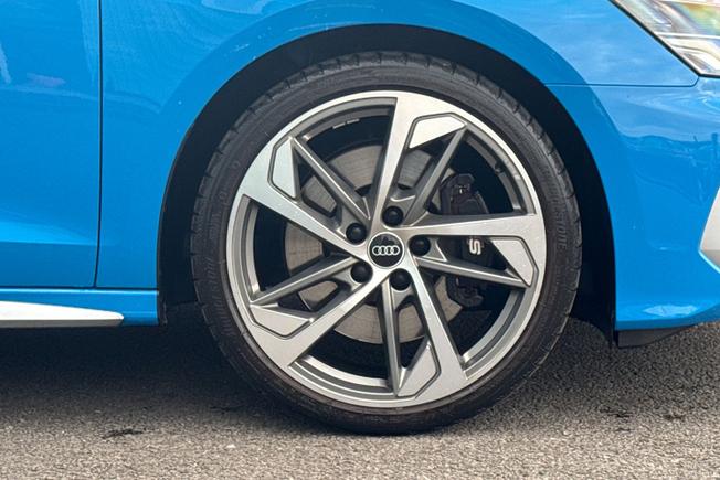 AUDI S3 Photo 5