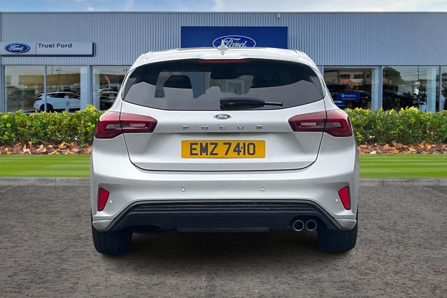 Ford Focus Photo 6
