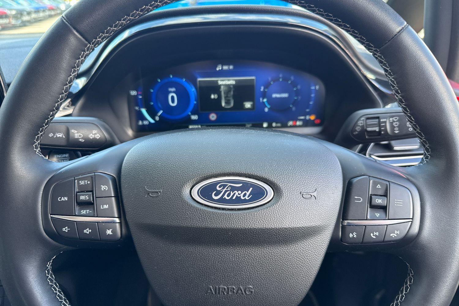 Ford Fiesta Photo 11