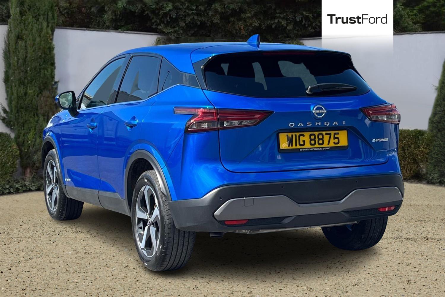 Nissan QASHQAI Photo 1