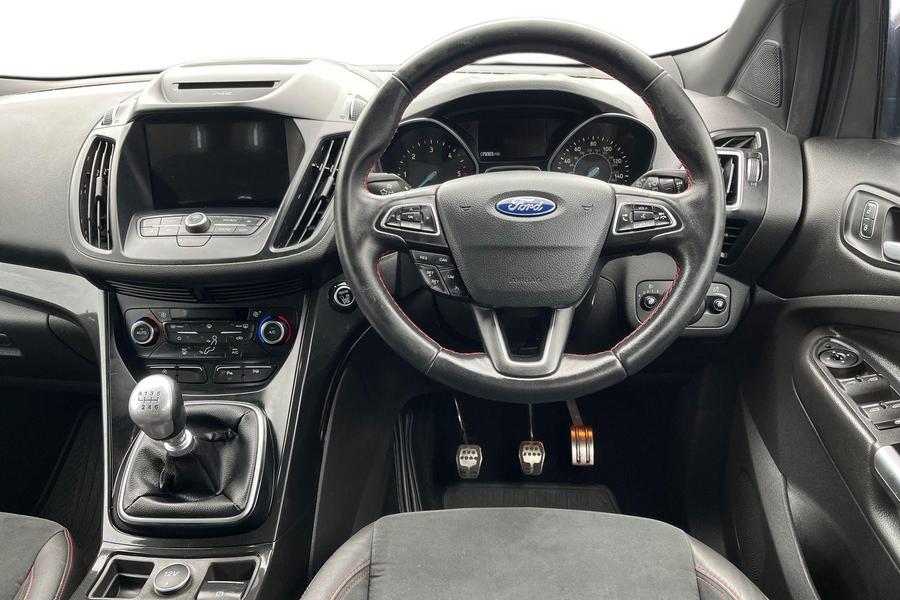 Ford KUGA Photo autoimg-7843aa6f9a5188efc46b8cefaf61eb9c858eedc4.jpg