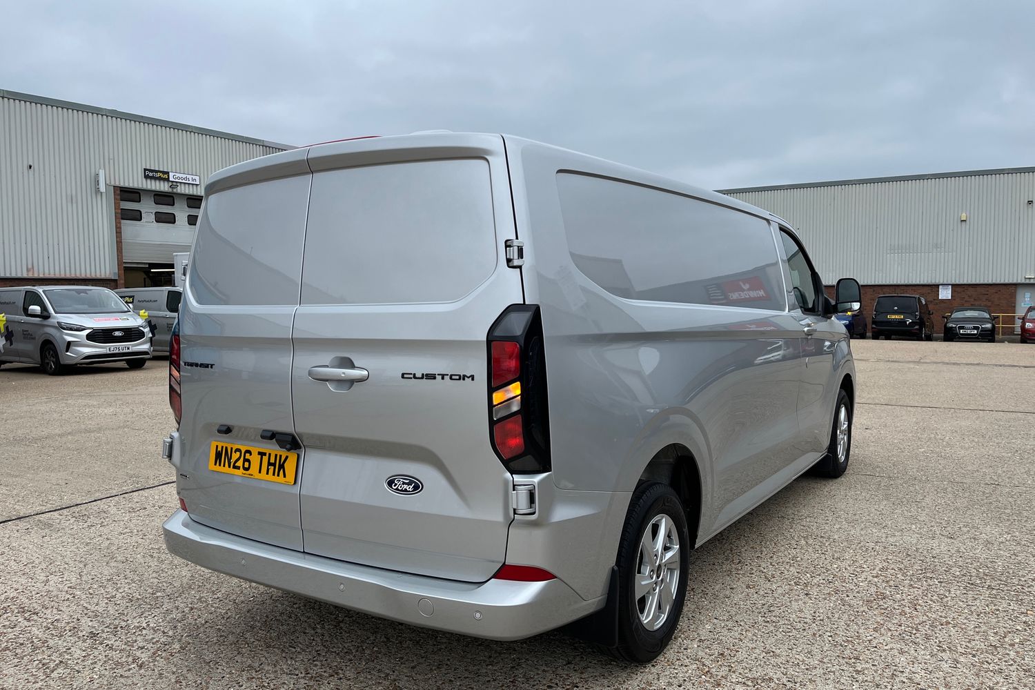 Ford TRANSIT CUSTOM Photo 39