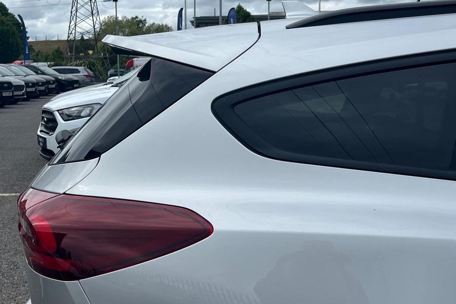 Ford FOCUS Photo autoimg-784c312ae516bd982c83af95b2a0d6298dddcc7b.jpg