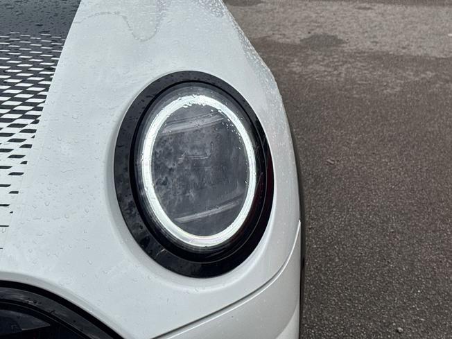 MINI Cooper Photo 21