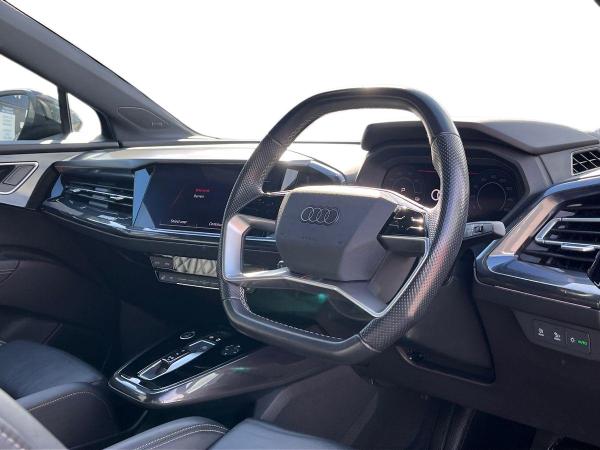 Audi Q4 e-tron Photo autoimg-7850ba97e03de8cbeebb5a77c712eb47bce32a9d.jpg