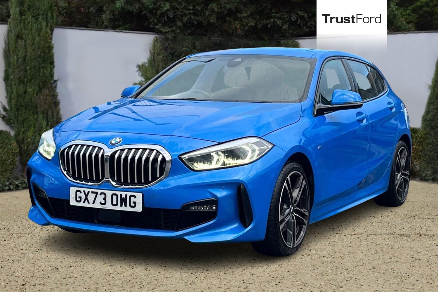 BMW 1 SERIES Photo 4