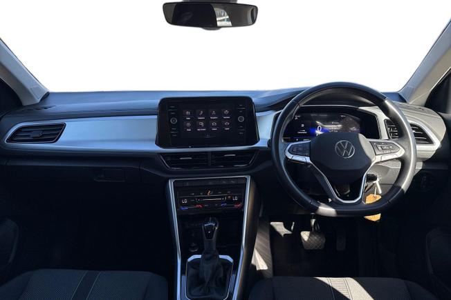 Volkswagen T-Roc Photo 10