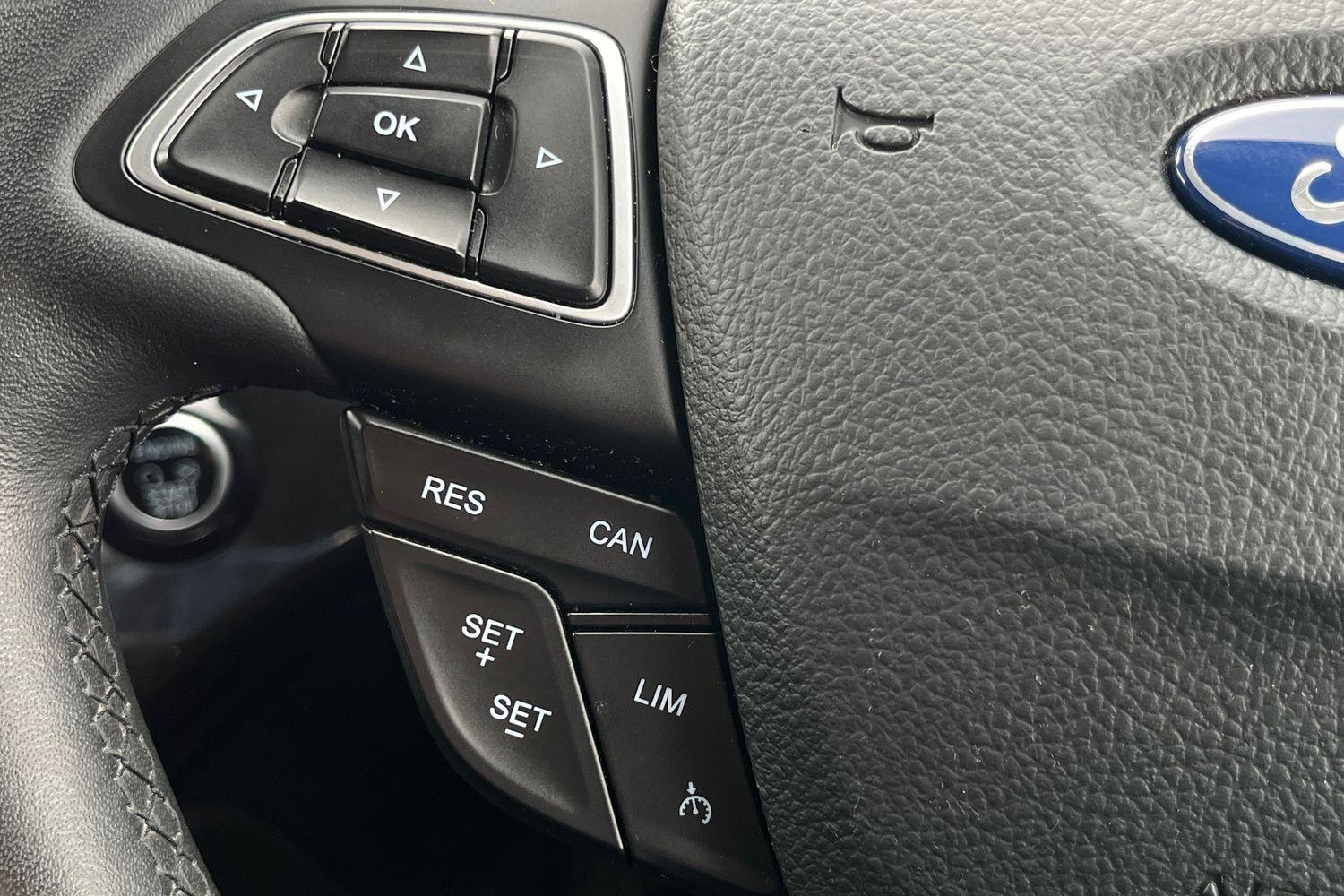 Ford Kuga Photo 24