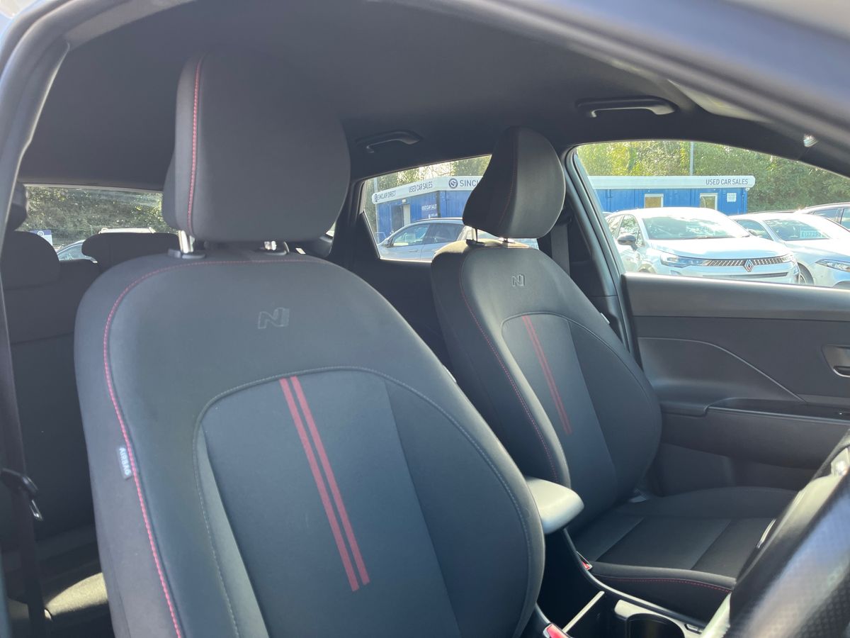 Hyundai KONA Photo 25