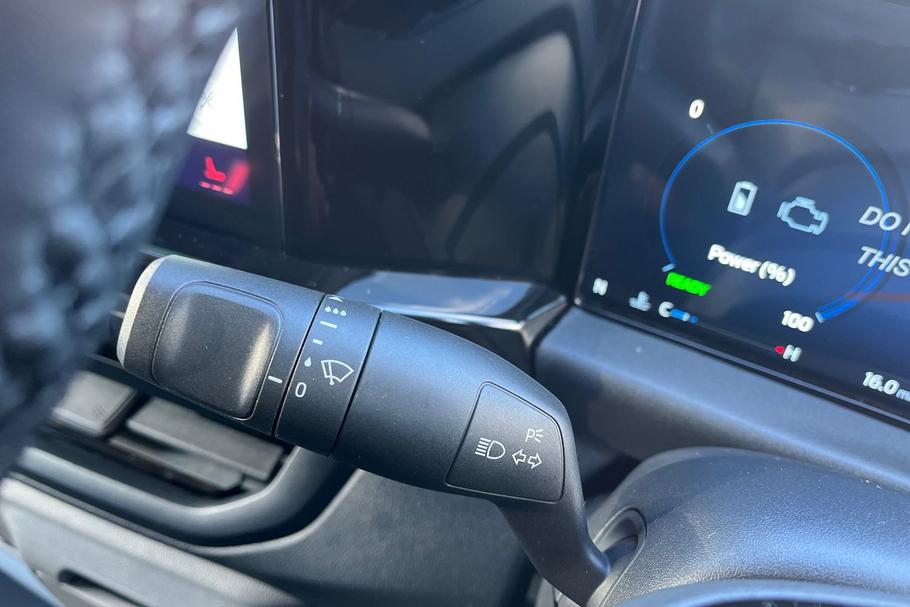 Used Ford TRANSIT CUSTOM LA75RFN 17