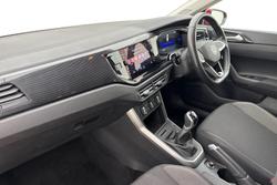 Volkswagen Polo Photo 2