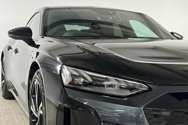 AUDI E-Tron Gt Photo 38