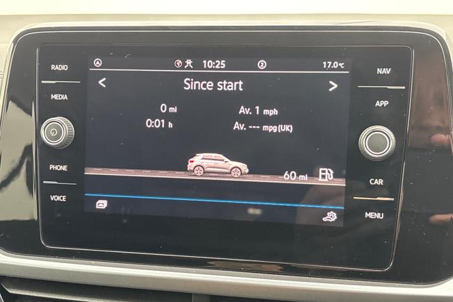 VOLKSWAGEN T-Roc Photo 14