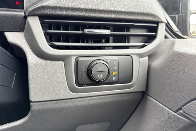 VOLKSWAGEN Transporter Photo 40