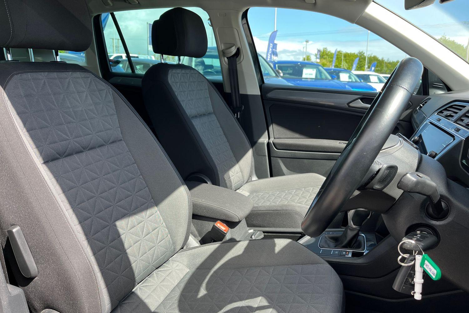 Volkswagen Tiguan Photo 16