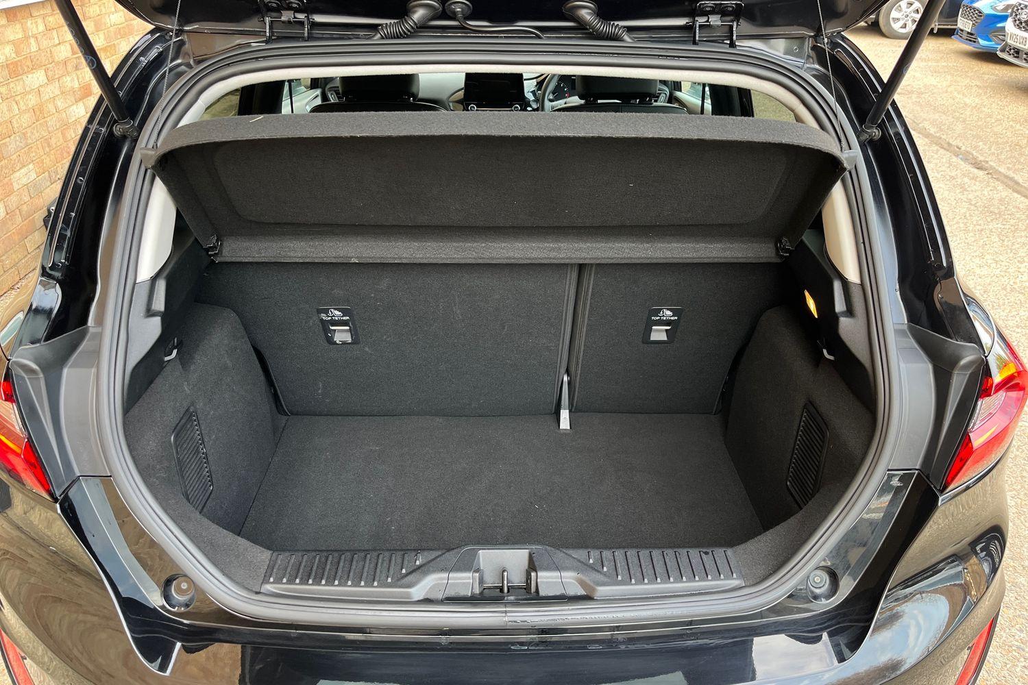 Ford FIESTA Photo 20