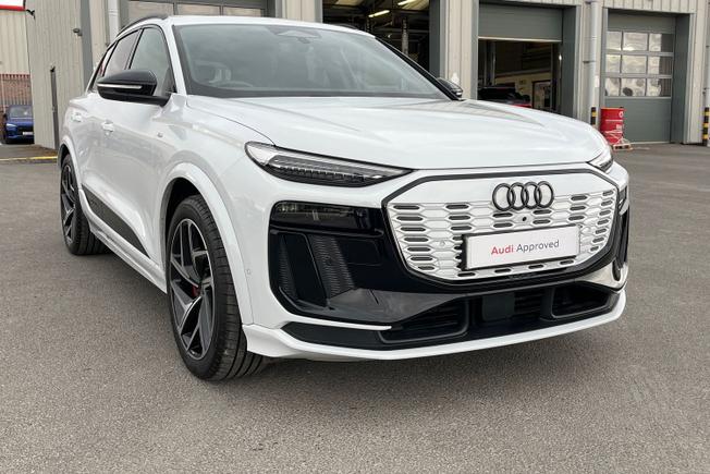 Audi Q6 E-Tron Photo 22
