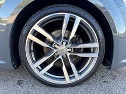 AUDI TT Photo 5