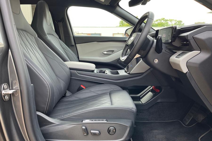 Ford Explorer Photo autoimg-7873c194f8ccfbf87dd0d47a6d5a2eebc1e567e1.jpg