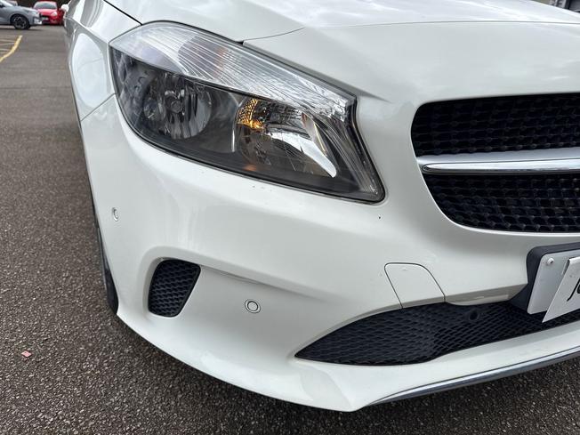 MERCEDES-BENZ A Class Photo 28