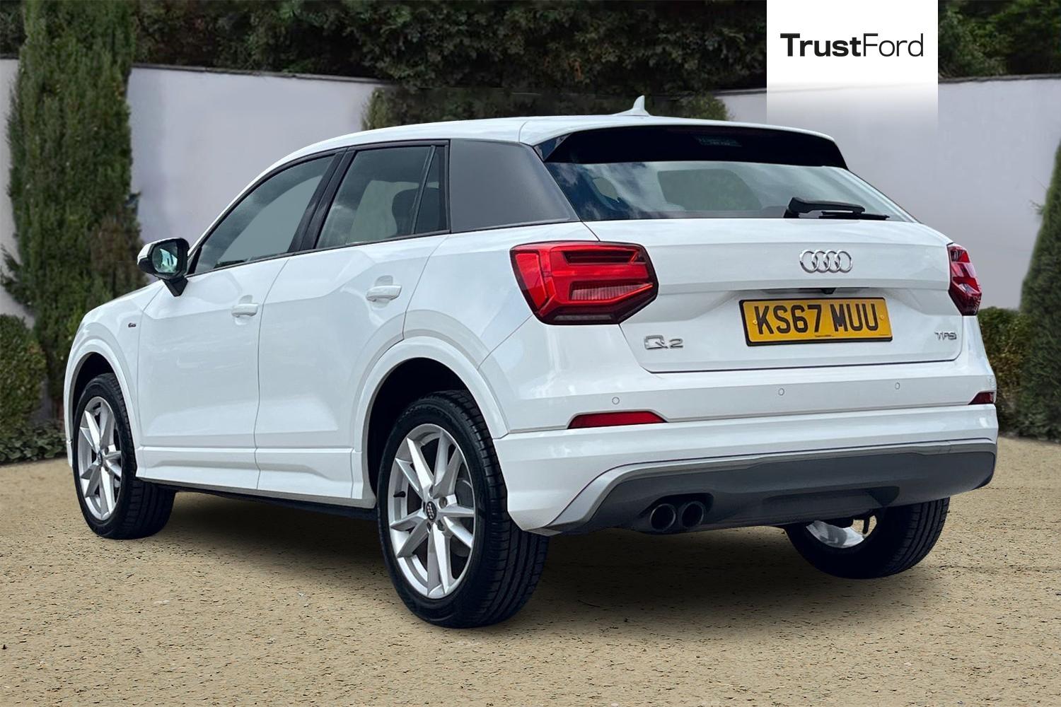Audi Q2 Photo 1