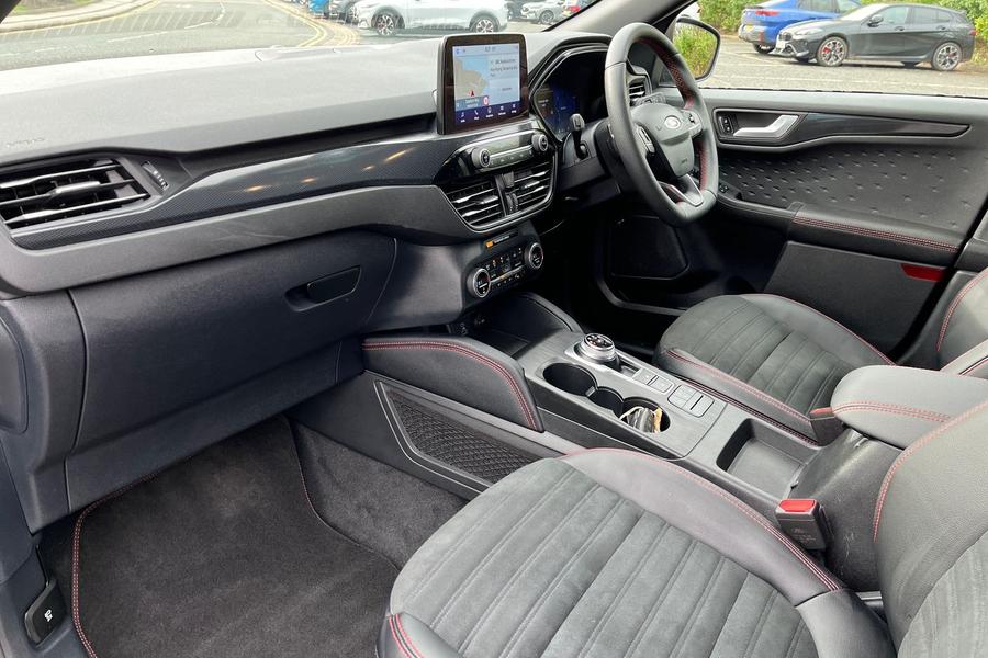 Ford KUGA Photo autoimg-78797d7713fbda87509d5f2ee7b19deb36bf2dfc.jpg