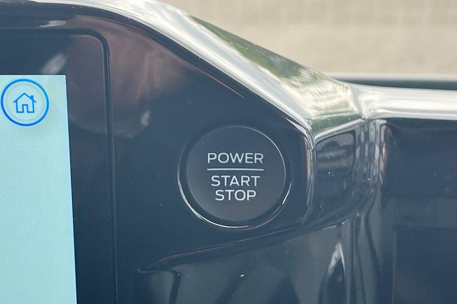 Ford TRANSIT CUSTOM Photo autoimg-7879822f5b9c01f884346dc9ae5d1fff2845286c.jpg