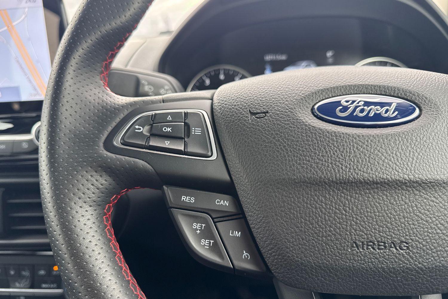 Ford ECOSPORT Photo 24