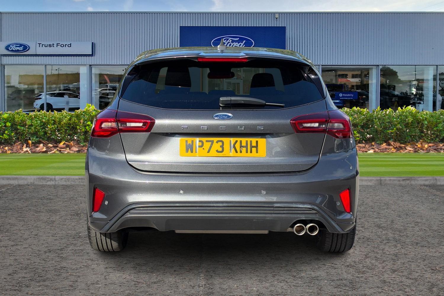 Ford FOCUS Photo 6
