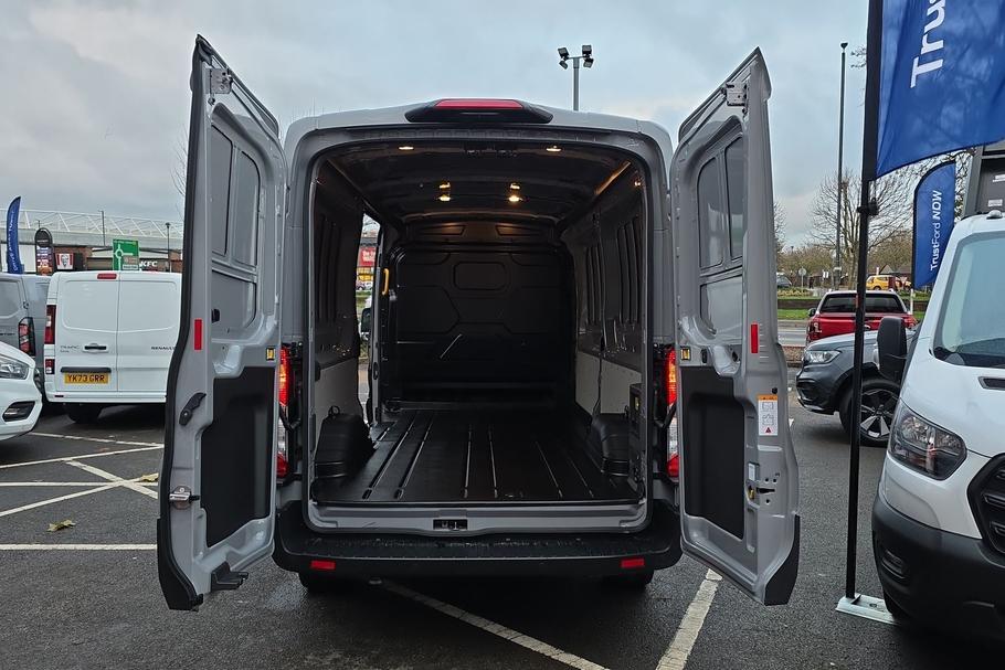 Used Ford E-TRANSIT 6