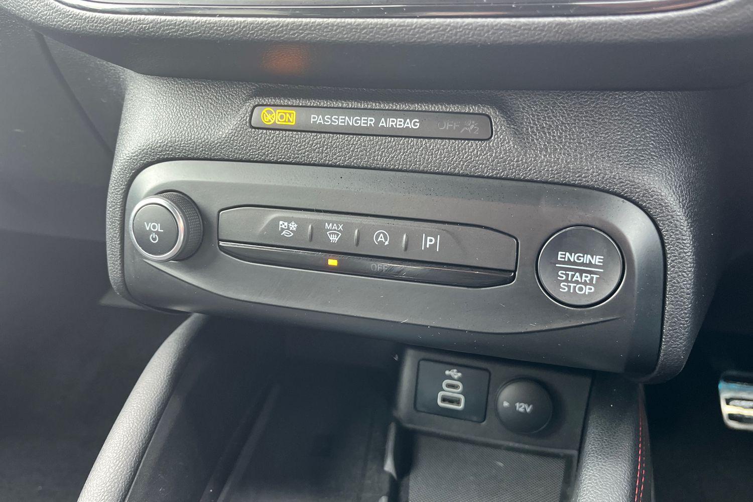 Ford FOCUS Photo 27