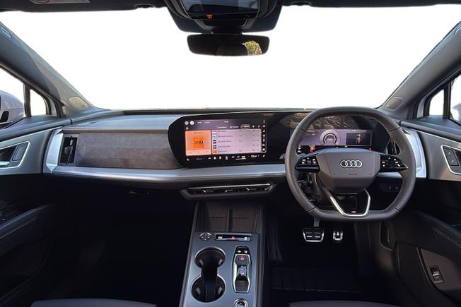 AUDI  Audi Q4 Sportback Photo 10