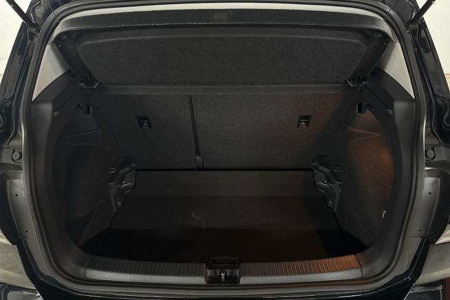 VOLKSWAGEN T-Cross Photo 12