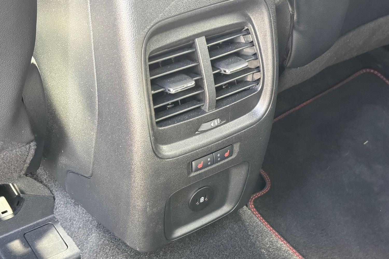 Ford KUGA Photo 25