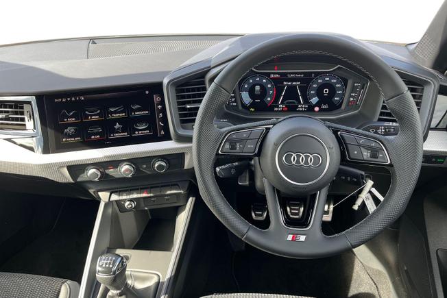 AUDI A1 Photo 11