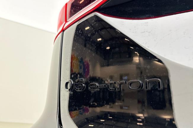 AUDI Q6 E-Tron Photo 23